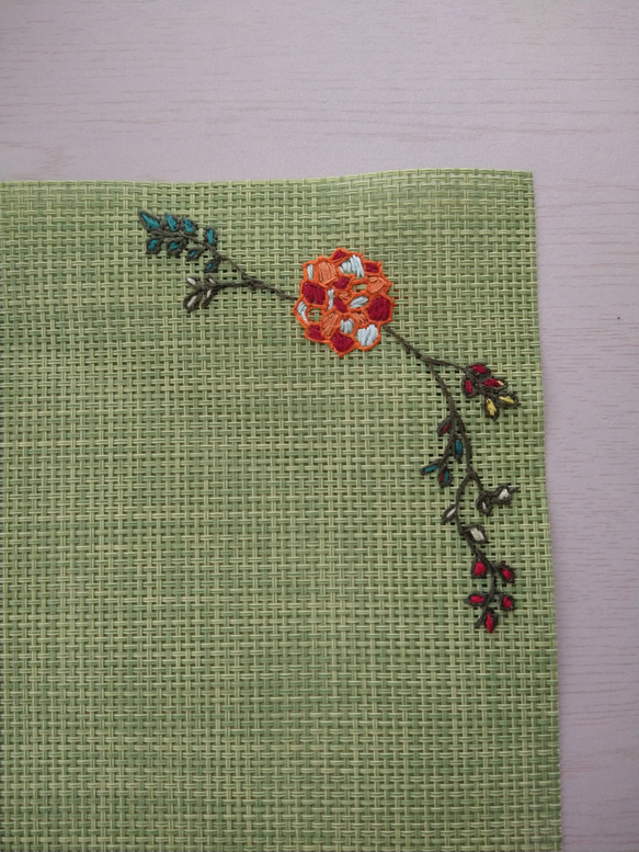 花の手刺繍ランチョンマット 5枚目の画像
