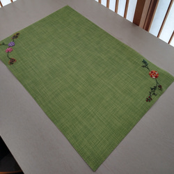 汕頭スワトウ刺繍 テーブルセンター1枚、ランチョンマット5枚セット 楽天市場】ナフキン 5枚 給食の通販