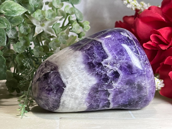 癒しの力✨ レインボー シェブロンアメジスト ケープ 原石 タンブル