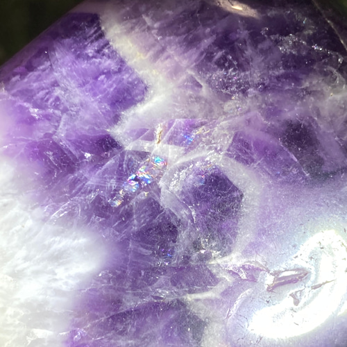 癒しの力✨ レインボー シェブロンアメジスト ケープ 原石 タンブル