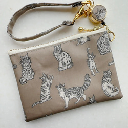 ラスト1点☆リバティC&S「ミャオウ」（ソイラテ）パスケース＆リールストラップ☆ラミネート☆PVC☆12㎝ファスナー 3枚目の画像