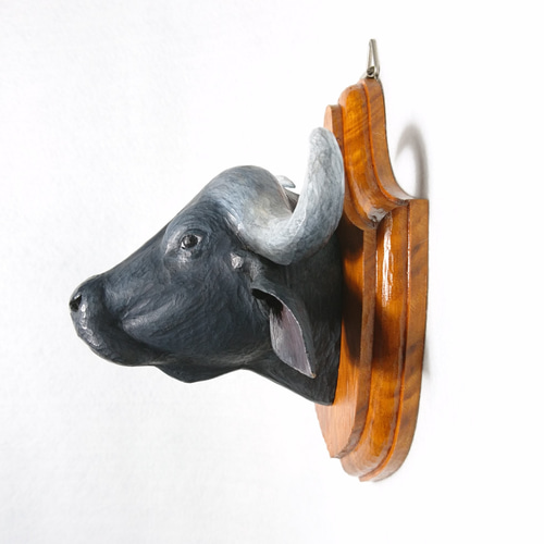 ハンティングトロフィー 【バッファロー】 【新品】 ハンティングトロフィー バッファロー ＞ (一点物) タペストリー