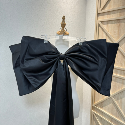 高品質保証！巨大なリボン バックリボン 取り外し可能 黒/オフホワイト  