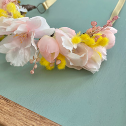 八重桜とミモザの花飾り ペット用 3枚目の画像