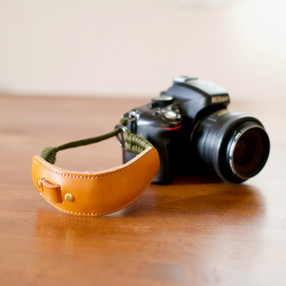 ワンハンドカメラリストストラップ ミラーレス、一眼レフ、スマホに 本