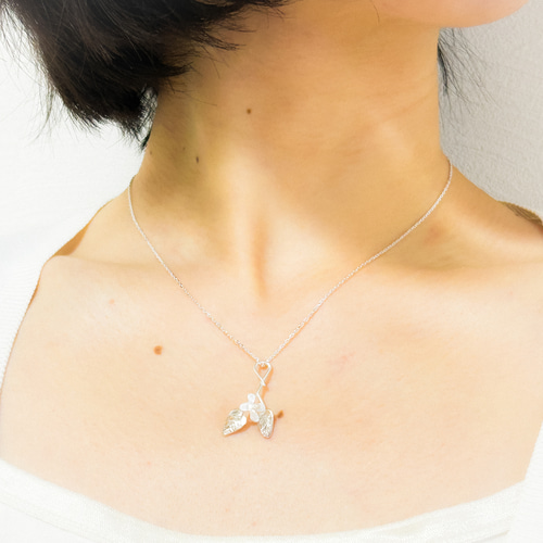 silverペンダント 和ハーブシリーズ ドクダミネックレス