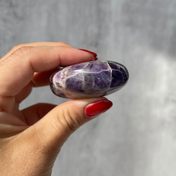 【インド産アメジスト（紫水晶）】パームストーン 握り石 鉱物 天然石 11枚目の画像