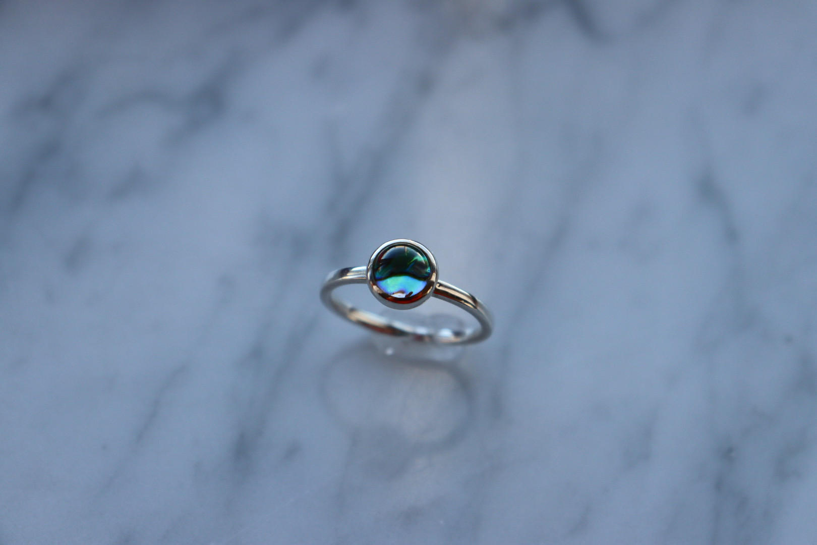 雨露花〜ametuyubana〜クォーツとシェルのring（13号）