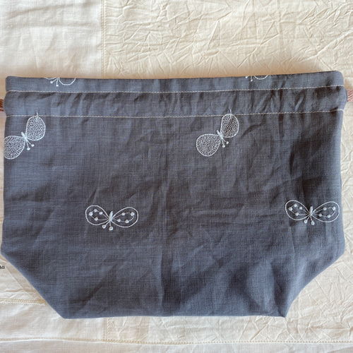 ミナペルホネン　symphony ころりん巾着型　小バック　ランチ入れにも tambourine mini muffin bag - minä perhonen