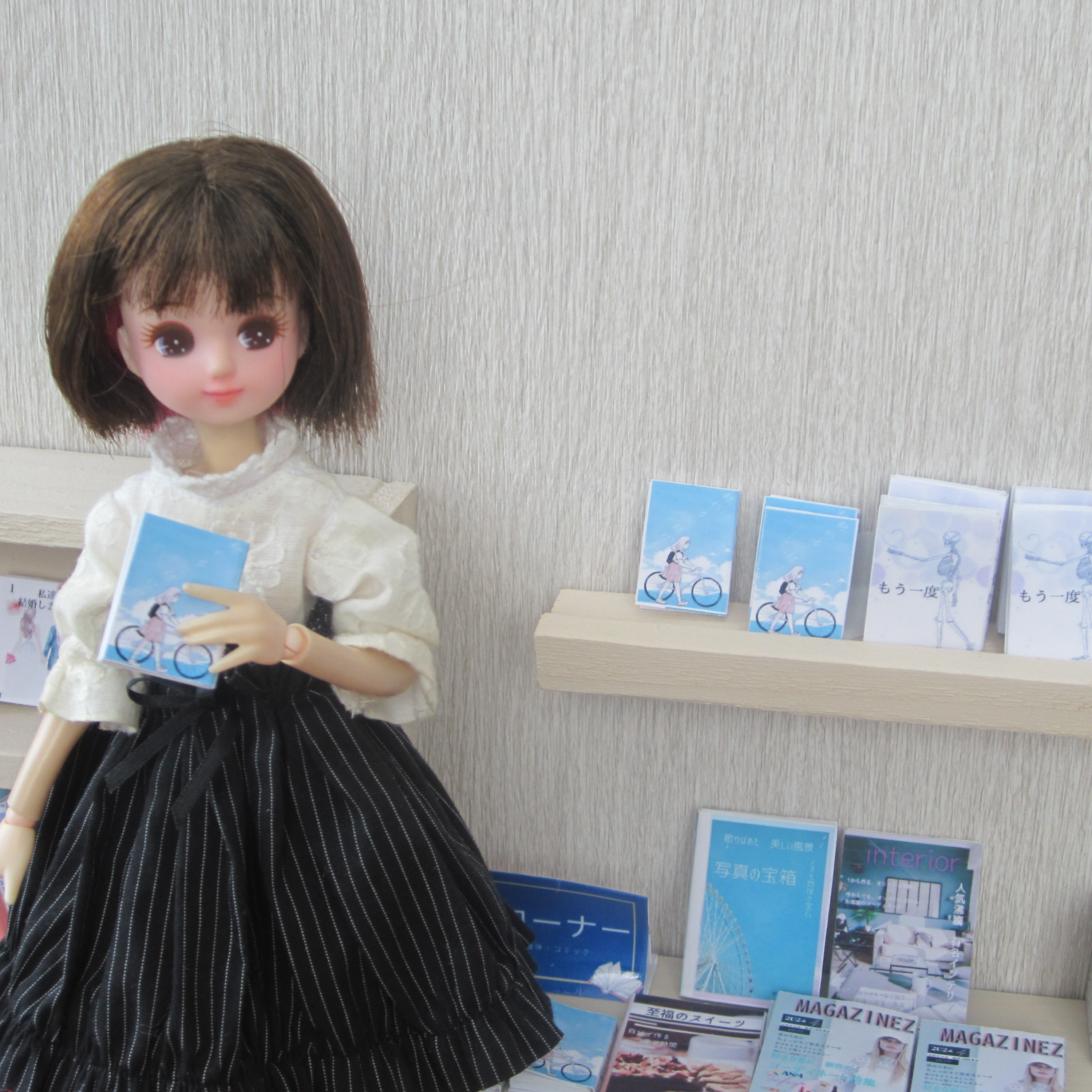 リカちゃんの撮影に☆パリのお店(小物は含みません 気持ち良