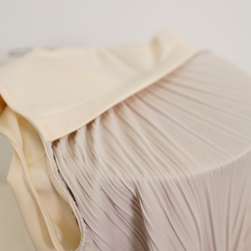 バックプリーツロングジレ(ivory) バックプリーツ ロング ジレ[品番：ORGW0008932]｜Eclat one
