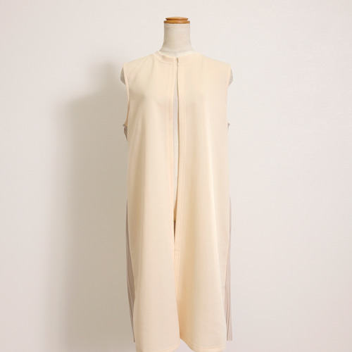 バックプリーツロングジレ(ivory) バックプリーツ ロング ジレ[品番：ORGW0008932]｜Eclat one