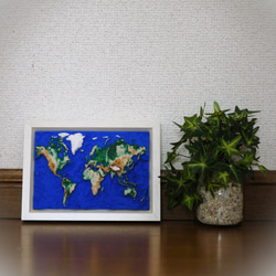 立体世界地図　2Lサイズ whiteフレーム 1枚目の画像
