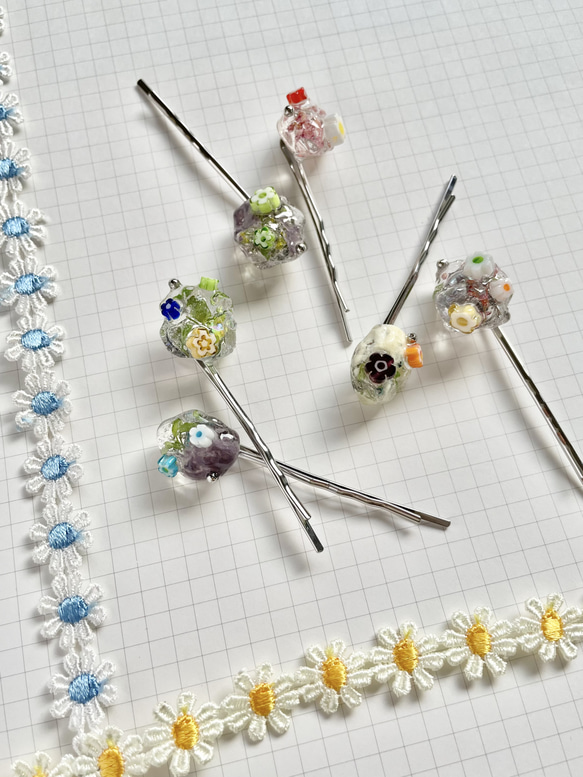 Pebble pins "Spring" (A)  ヘアピン お花 ミルフィオリ 小石モチーフ 春 母の日 誕生日 5枚目の画像