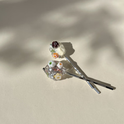 Pebble pins "Spring" (C)  ヘアピン お花 ミルフィオリ 小石モチーフ 春 母の日 誕生日 2枚目の画像