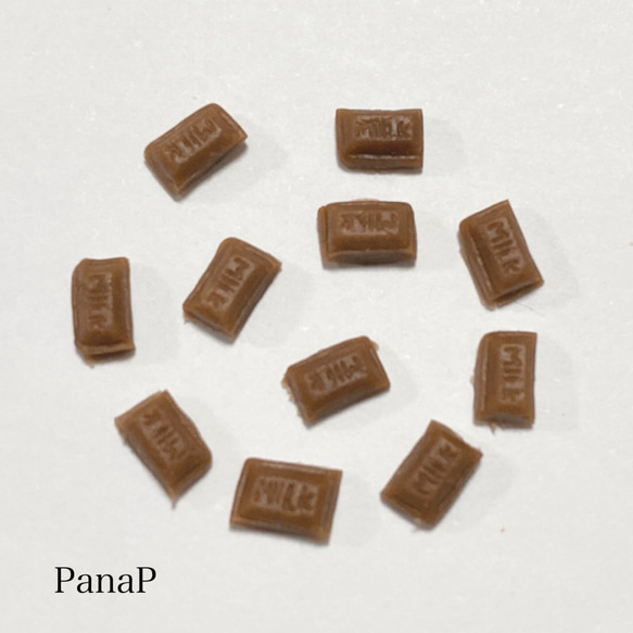 1粒　チョコレート　ミニチュアお菓子 2枚目の画像