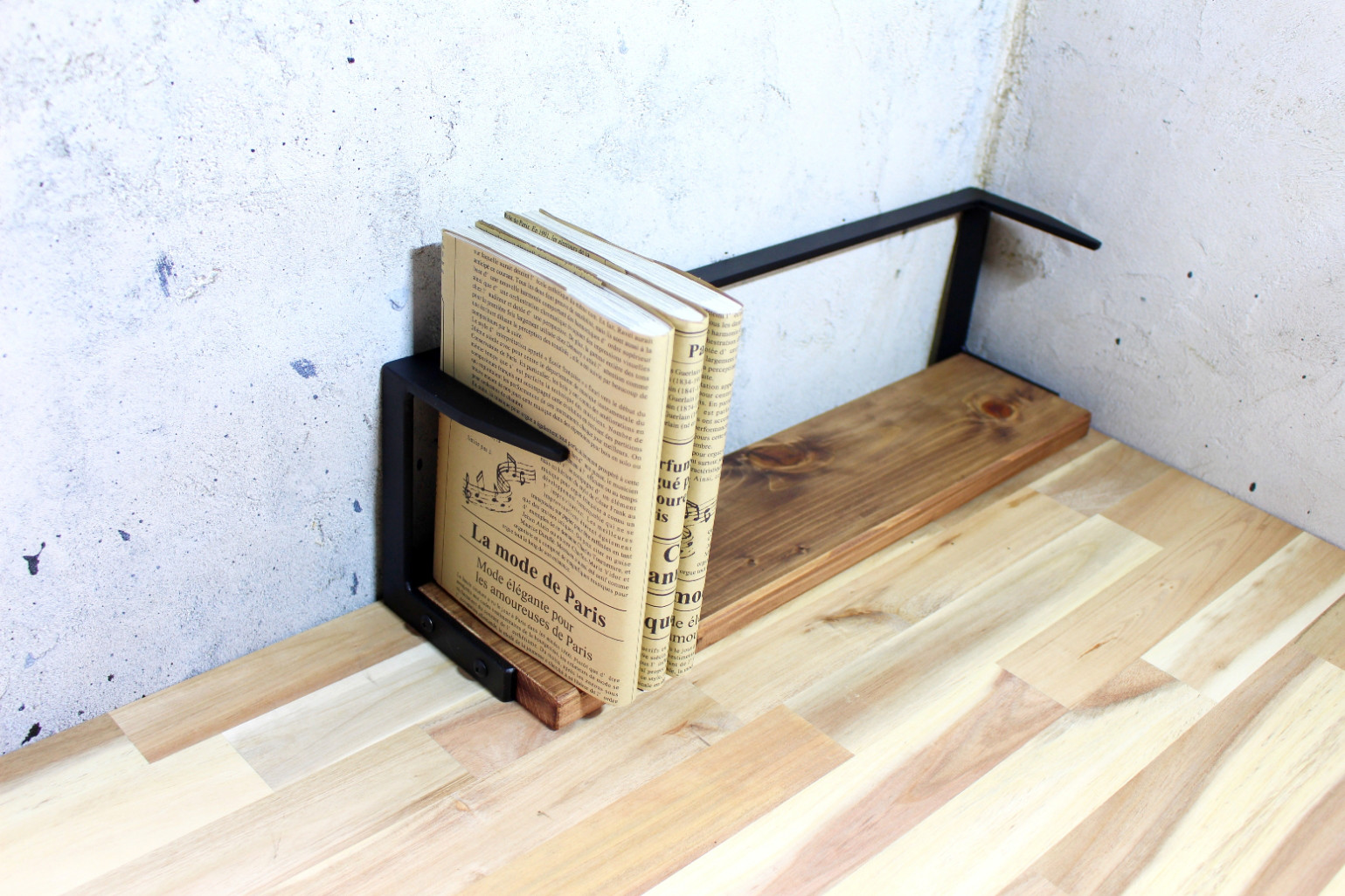 アイアンブックスタンド・本棚