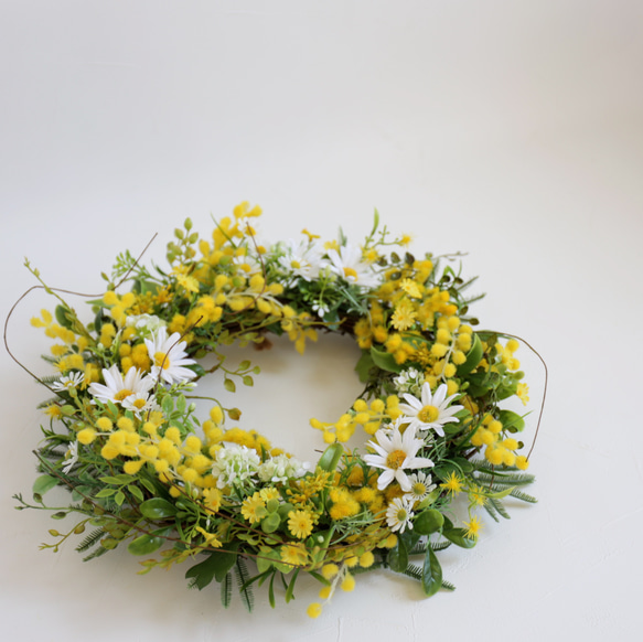 春のナチュラルリース～ミモザと小花とグリーン【再販】 7枚目の画像