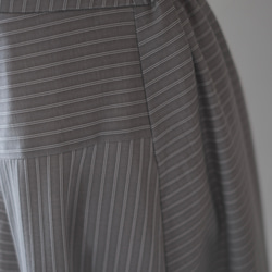 【SET UP】スモッキングシャツ＆アシンメトリースカート / light gray 13枚目の画像