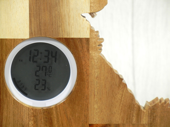 デジタル温・湿度計（時計付）チワワ（ロングコート）【木製（アカシア集成材）】（置き・掛け兼用） 9枚目の画像