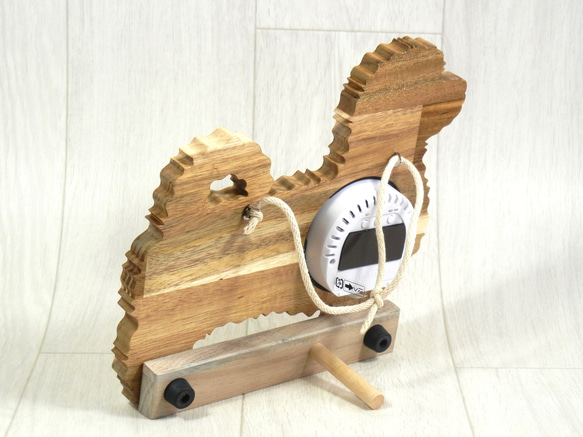 デジタル温・湿度計（時計付）マルチーズ【木製（アカシア集成材）】（置き・掛け兼用） 3枚目の画像