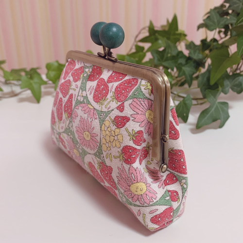 デニム風大きなイチゴ柄の小さな押し口がま口 楽天市場】【マラソン全品スタンプ5倍811日1:59まで】がま口 がま口