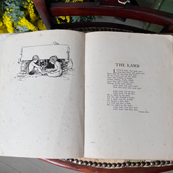 英国で出会った♪ アンティークの大型絵本 1910年代「A CHILD’S POSY」童謡/詩集 3枚目の画像