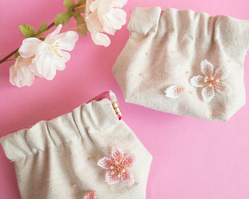 桜の立体刺繍ミニバネ口ポーチ ポーチ うさのひみつきち 通販