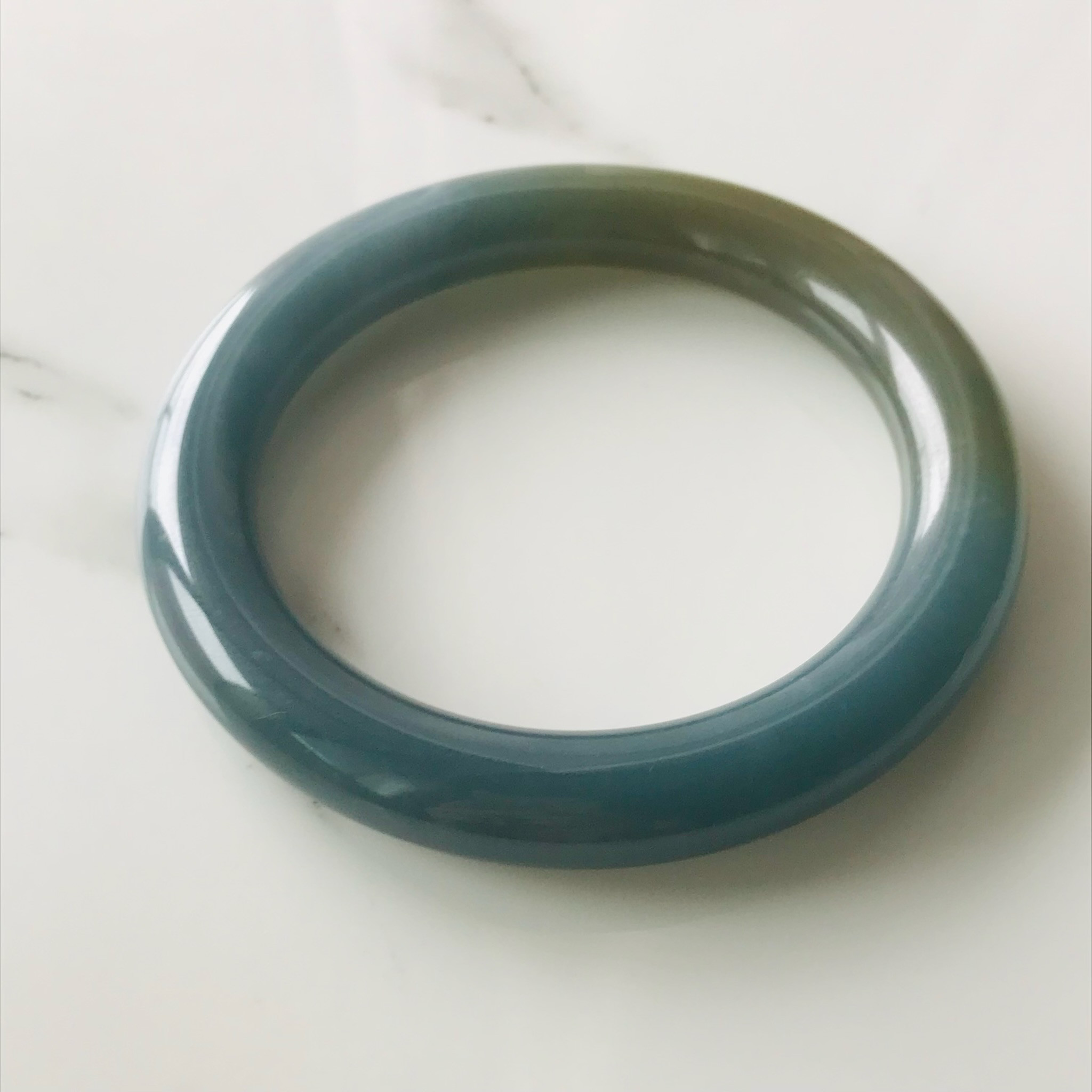 翡翠のバングル 楽天市場】グアテマラ産 翡翠 ヒスイ バングル ジェイド JADE 本