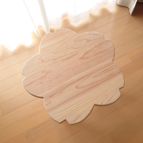 さくら・桜型 ミニ テーブル 可愛い かわいい 木工 家具 木テーブル