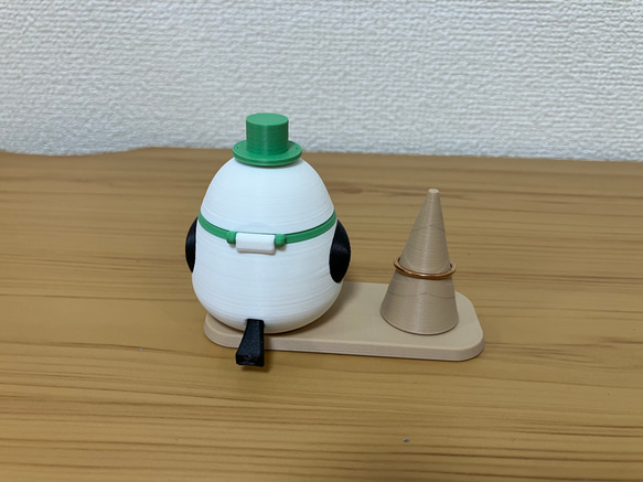 シマエナガのアクセサリースタンド 2枚目の画像