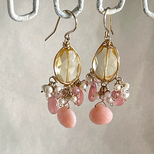 シトリンとピンクオパール、ロードクロサイトのシャンデリア
