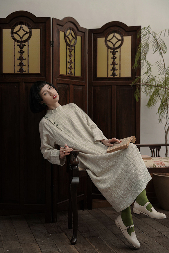 青綠格紋 新中式國風立領暗紋肌理洋裝 改良旗袍連衣裙 第9張的照片