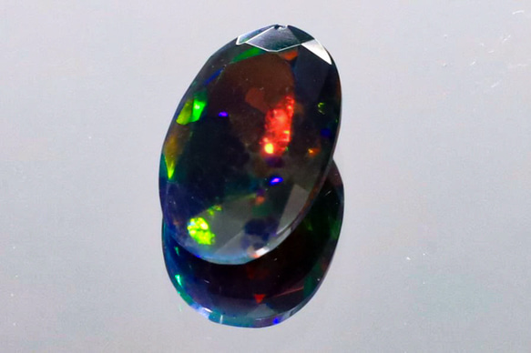 ☆ネオンPARTYエレクトリックFLASH!!★彡 天然 エチオピアン ブラック オパール 1.125ct ルース 3枚目の画像