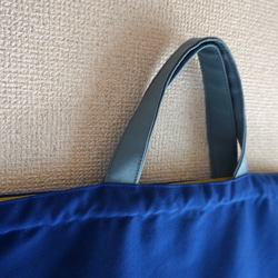 ＜入学＞ロイヤルブルーの大きなナップサック・体操服袋・体育着袋　持ち手付き　マチ付き　裏地あり　お名前タグ付き 7枚目の画像