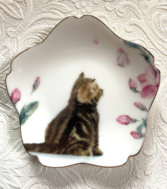 桜と子猫の小皿　その4 1枚目の画像