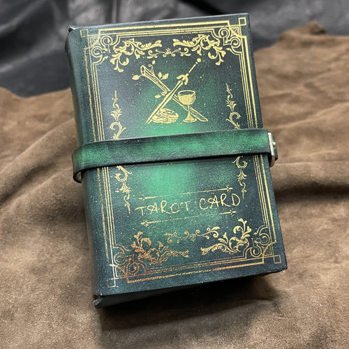 ペンタグラム彫刻のゴシックリング