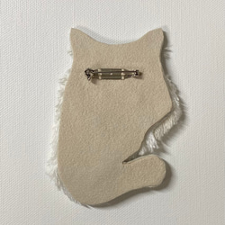 ネコ刺繍のブローチ【ラグドール】 4枚目の画像