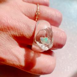 オパールが閉じ込められた鉱石の指輪　Opal Ring☆ゆったりサイズ 10枚目の画像