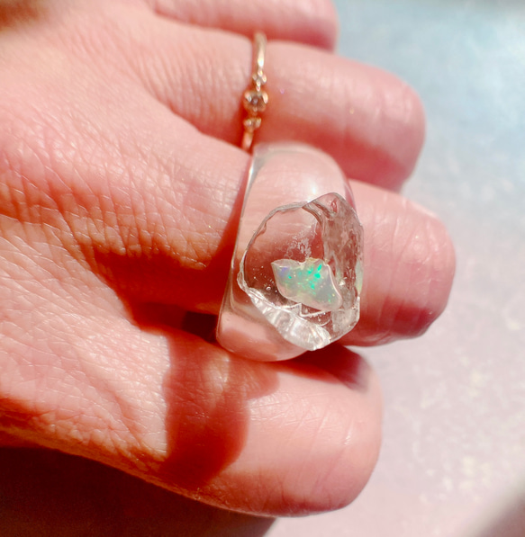 オパールが閉じ込められた鉱石の指輪　Opal Ring☆ゆったりサイズ 10枚目の画像
