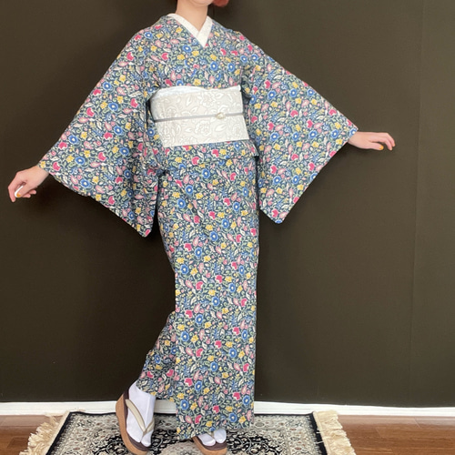 綿麻浴衣　花柄ネイビー浴衣新品　未使用 浴衣 新品未使用☆紫陽花☆花柄☆綿麻☆ネイビー☆浴衣セット