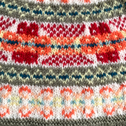 丸ヨークセーター　カーキ　手編み 5枚目の画像