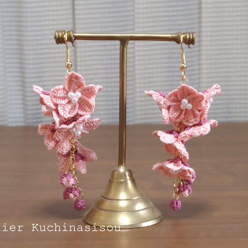 受注製作】かぎ針編みの桜のピアス ピアス（フック・チェーン