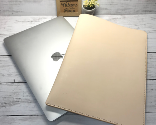 大容量1TB M3チップ MacBook airミッドナイト+本革スリーブケース 職人が作るレザースリーブ 13インチMacBook Air用 – 国立商店