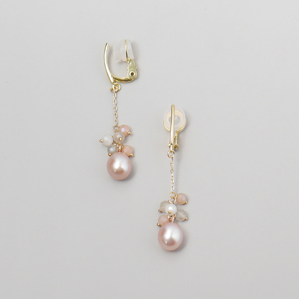 #991E 粉紅珍珠細微差別顏色天然石材柔軟觸感耳環 第2張的照片
