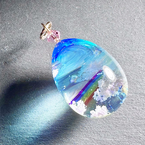 桜舞う虹の空 ネックレス 空玉 雲玉 レジン ネックレス