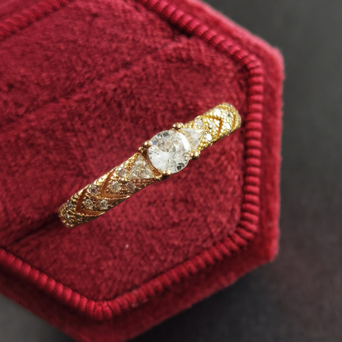 フィレンツェの「ダイヤレース」ヴィンテージ風☆ ビジューリング☆金