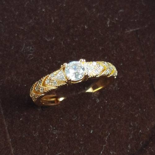 フィレンツェの「ダイヤレース」ヴィンテージ風☆ ビジューリング☆金