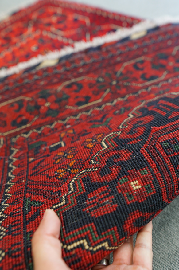 123×84cm【アフガニスタン手織り絨毯 カールモハメディ】ペルシャ絨毯 4枚目の画像