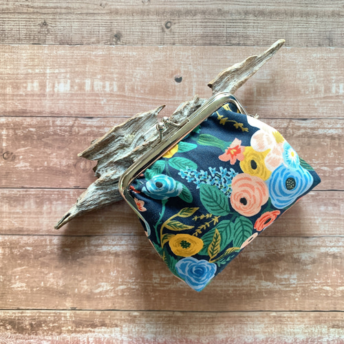 カードケース付がま口財布☆POPな花柄 がま口 Pinkish-Luce 通販